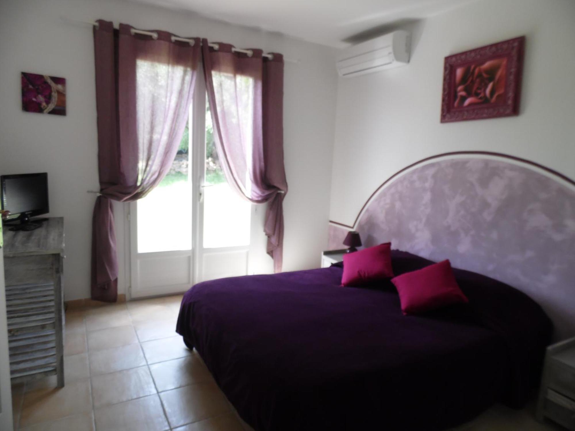 פורטו-וישיו Locations Residence Rocca Rossa Palombaggia Classees 3 Etoiles מראה חיצוני תמונה