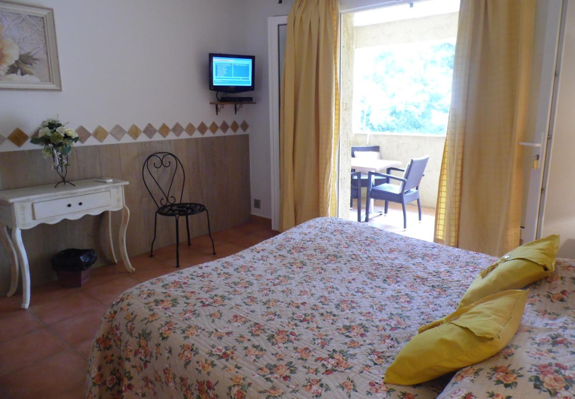 פורטו-וישיו Locations Residence Rocca Rossa Palombaggia Classees 3 Etoiles מראה חיצוני תמונה